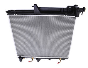 Radiador Montero/L200 2.5 4WD T/A Netmotors